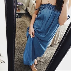 Capsulet | Chambray Maxi Dress